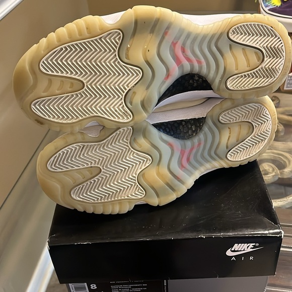 Air Jordan 11 Retro Size 8 Mens - Picture 3 of 5